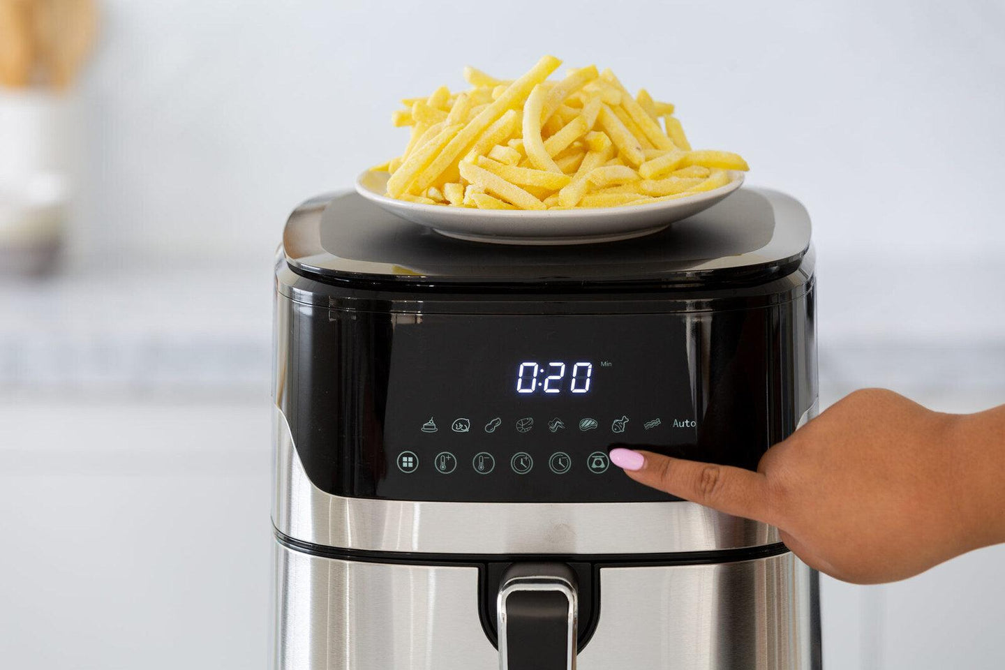 Buy 7L Air Fryer Wiz w/ Built-In Scale, 200C, 9 Cooking Programs discounted | Products On Sale Australia