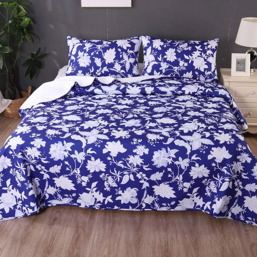 Buy Ramesses Spring Blue 3 Pcs Bamboo Blend Ultrosonic Reversible Comforter Set King discounted | Products On Sale Australia