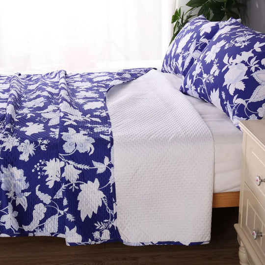 Buy Ramesses Spring Blue 3 Pcs Bamboo Blend Ultrosonic Reversible Comforter Set King discounted | Products On Sale Australia