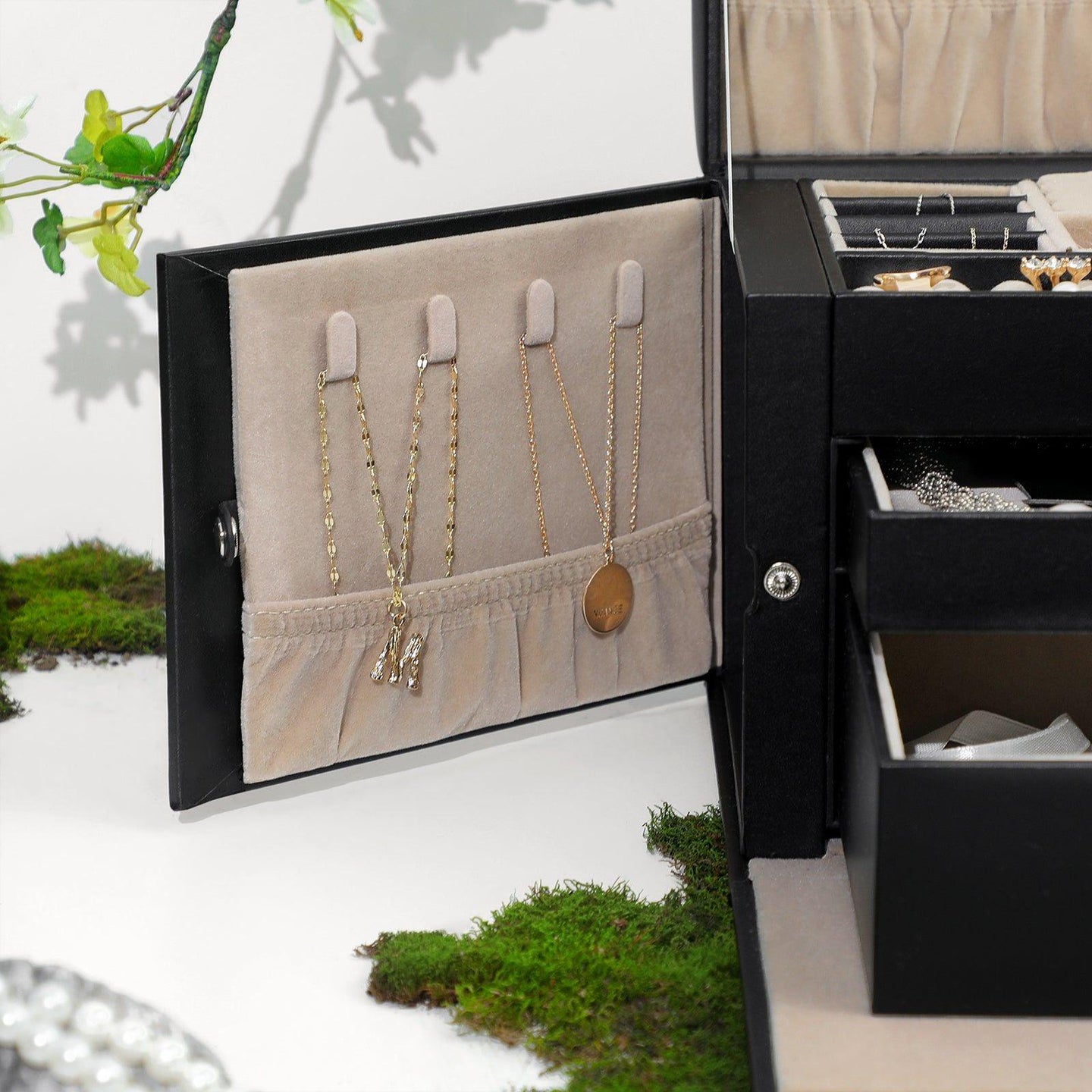 Buy Lockable Jewelry Box 3-Tier Display Case discounted | Products On Sale Australia